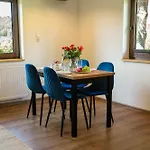 Apartment Beskidzki Zakatek - Przytulny Z Balia I Kominkiem, Idealny Na Relaks I Ucieczke Od Miasta Ustron