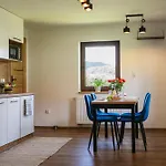 Apartment Beskidzki Zakatek - Przytulny Z Balia I Kominkiem, Idealny Na Relaks I Ucieczke Od Miasta