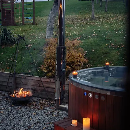 Beskidzki Zakatek - Przytulny Z Balia I Kominkiem, Idealny Na Relaks I Ucieczke Od Miasta Apartamento